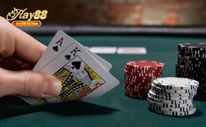 Cách chơi bài Poker Hay88 chi tiết, dễ hiểu